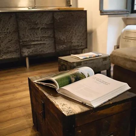 Hostmate - - Pontaccio - Brera * Милан